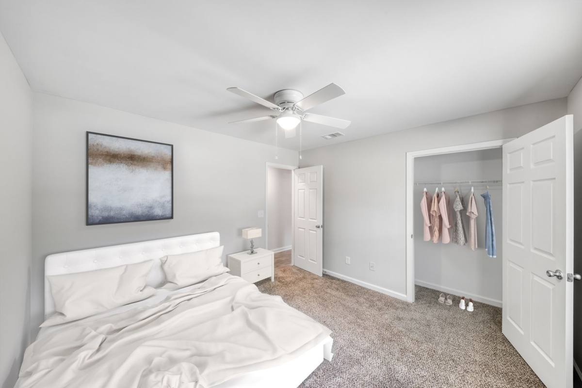 Apartment for rent at 156 Oak Bluff Dr, Athens, GA 30601