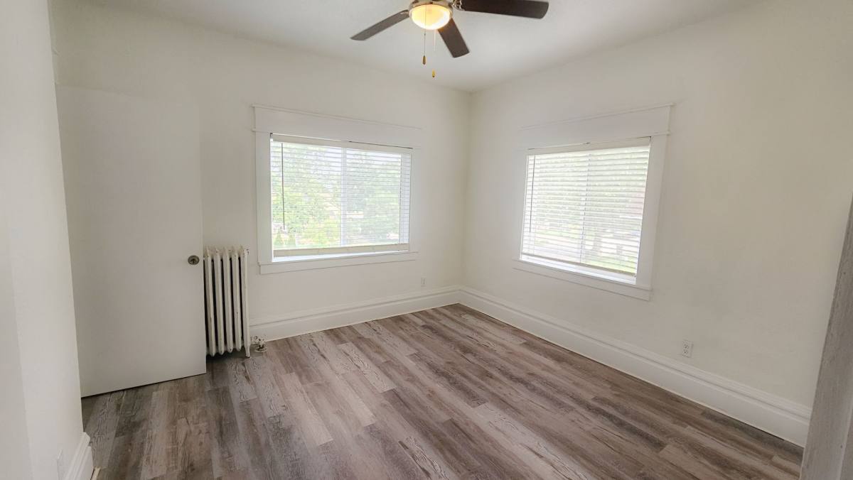 Apartment for rent at 1076 21st St, Des Moines, IA 50311