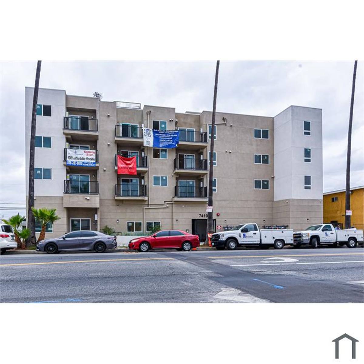 Apartment for rent at 7410 S Avalon Blvd, Los Angeles, CA 90003