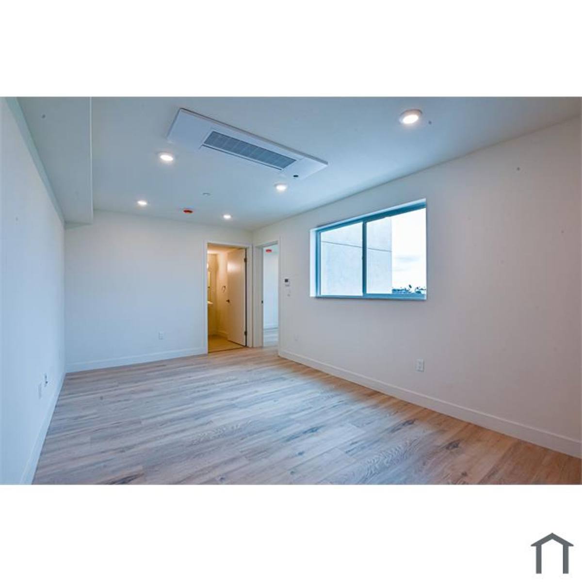 Apartment for rent at 7410 S Avalon Blvd, Los Angeles, CA 90003
