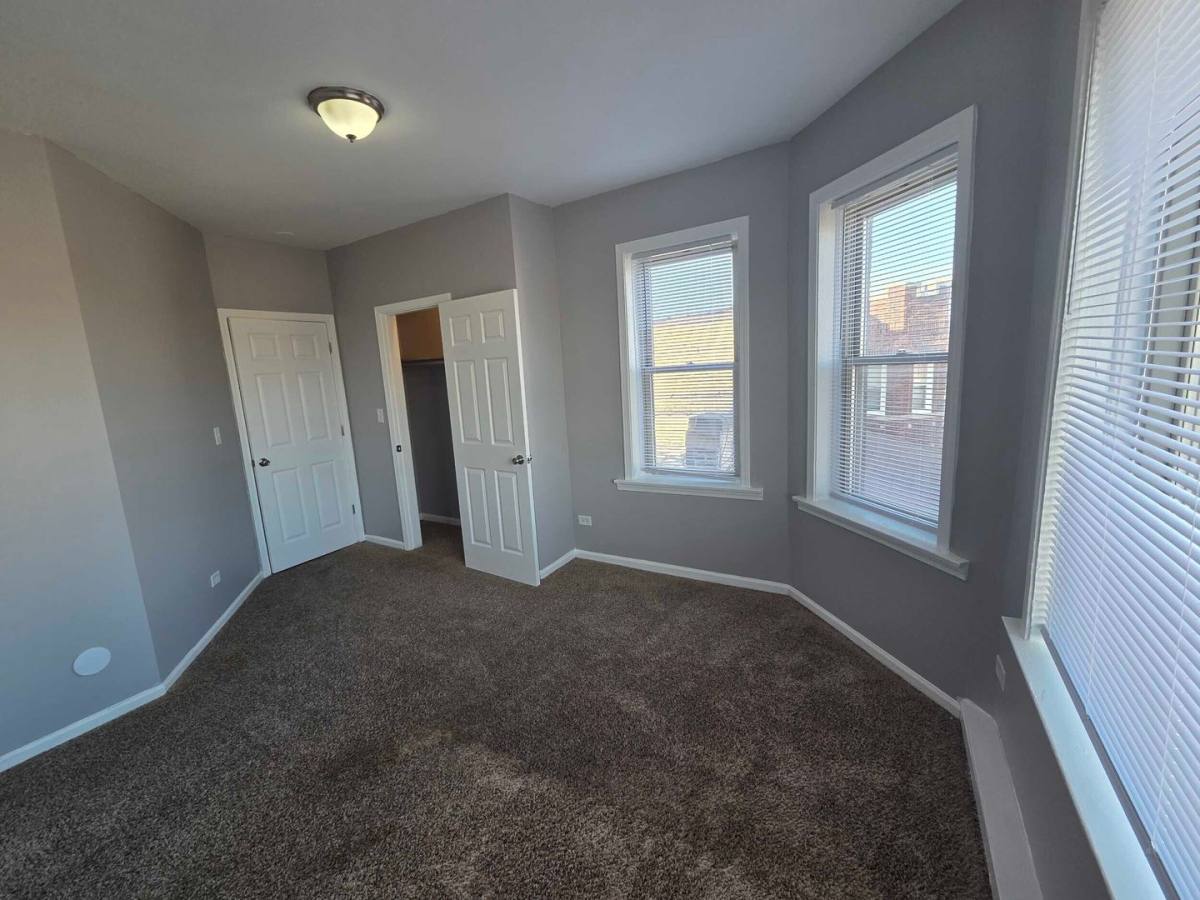Apartment for rent at 7932 S St Lawrence Ave, Chicago, IL 60619