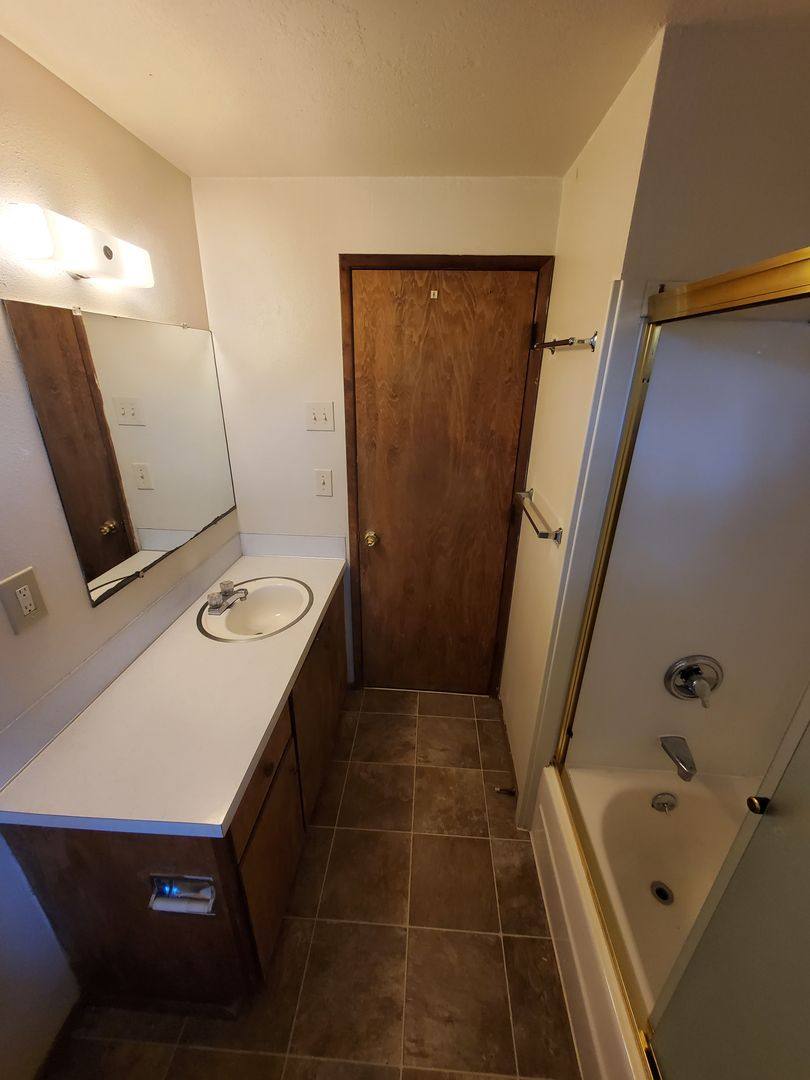 Apartment for rent at 222 NW 14th St, Corvallis, OR 97330