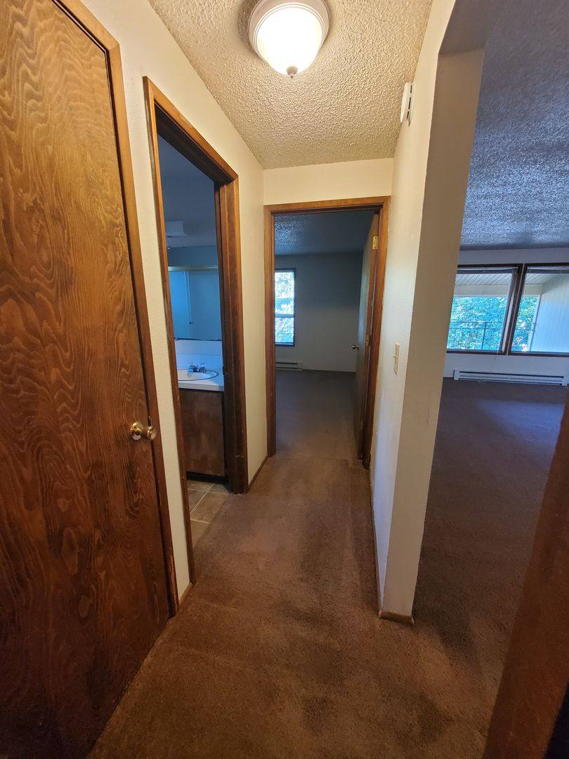 Apartment for rent at 222 NW 14th St, Corvallis, OR 97330