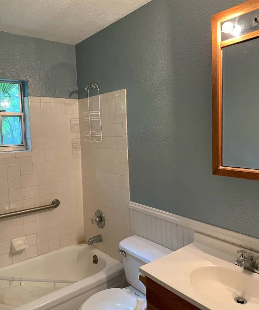 House for rent at 1925 NW 33rd Ave, Gainesville, FL 32605