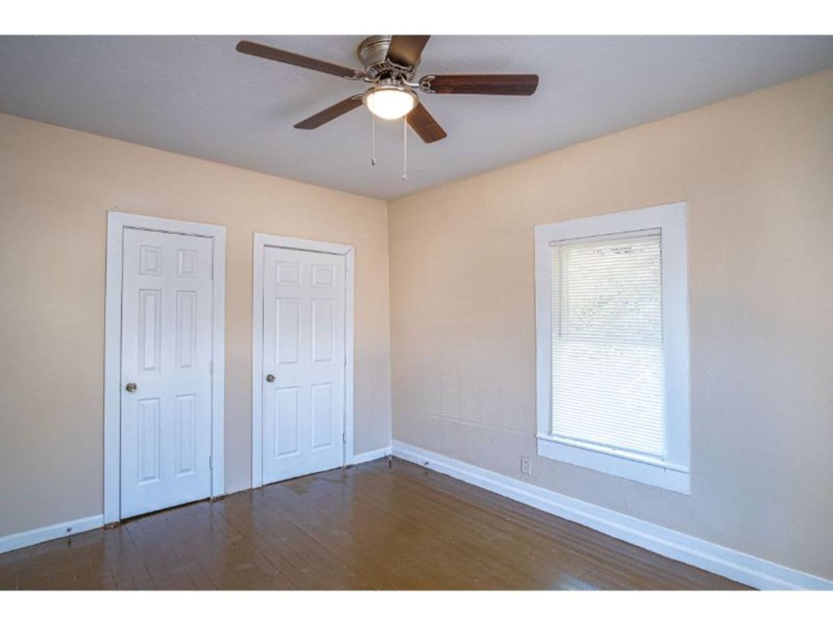 Apartment for rent at 231 Cactus, San Antonio, TX 78202