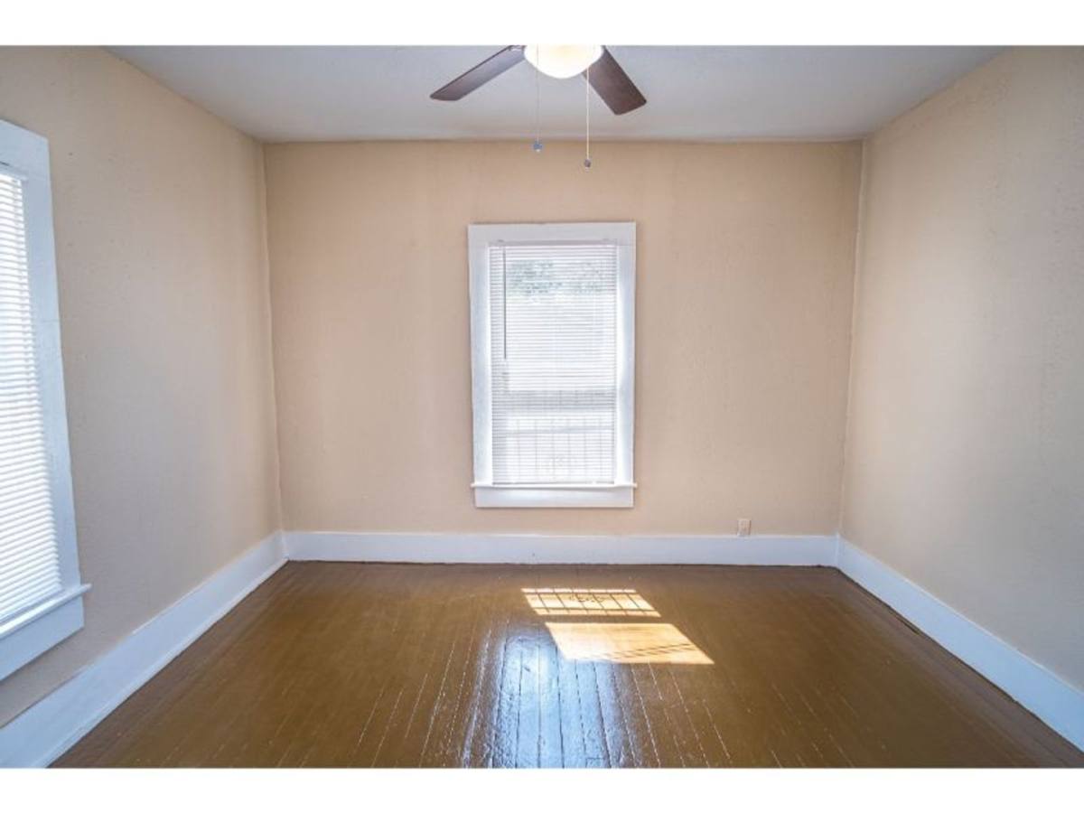 Apartment for rent at 231 Cactus, San Antonio, TX 78202