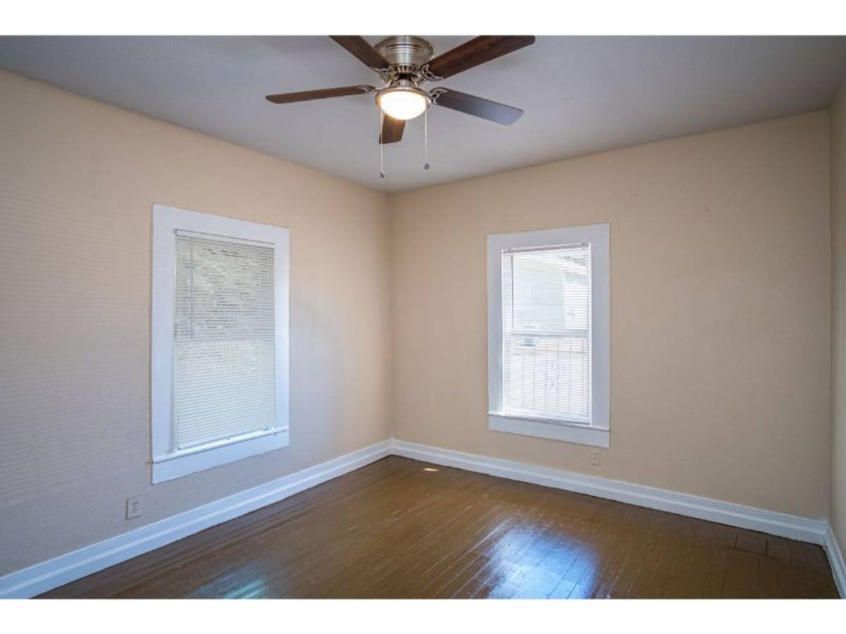Apartment for rent at 231 Cactus, San Antonio, TX 78202