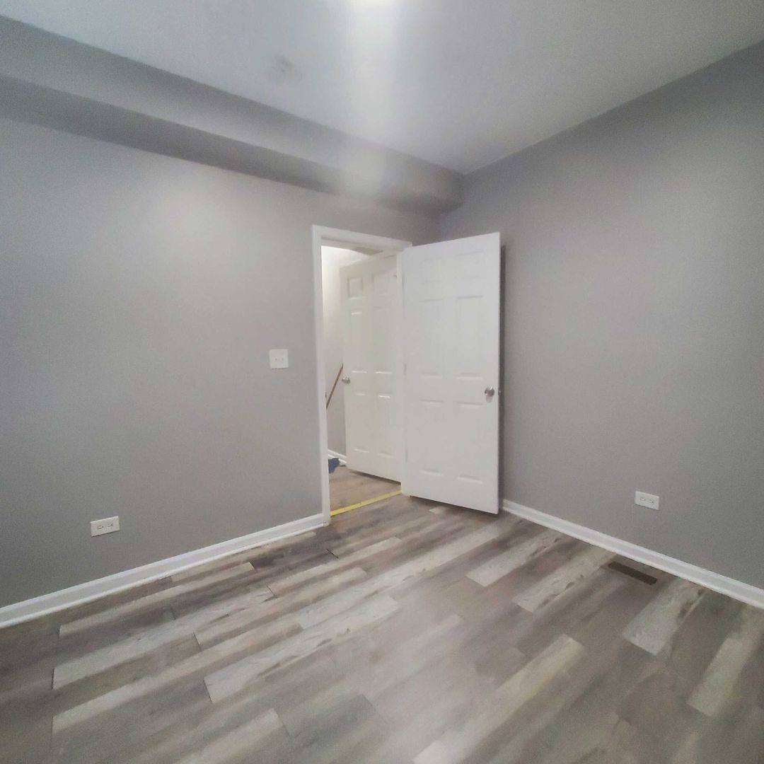 Apartment for rent at 7527-29 S Colfax Ave, Chicago, IL 60649