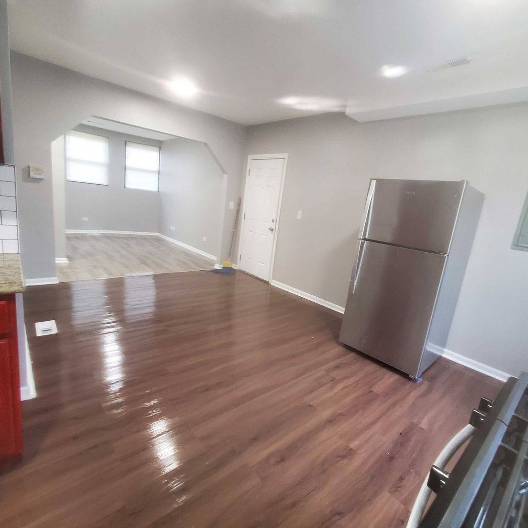 Apartment for rent at 7527-29 S Colfax Ave, Chicago, IL 60649