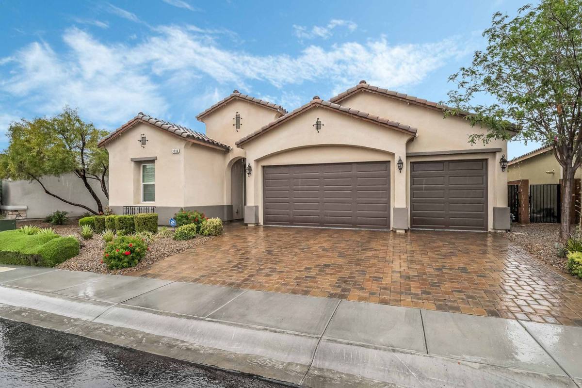 House for rent at 3084 Amoruccio Court, Henderson, NV 89044
