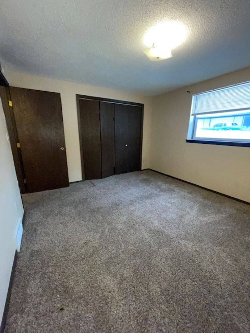 Apartment for rent at 4901 S Baha Ave, Sioux Falls, SD 57106