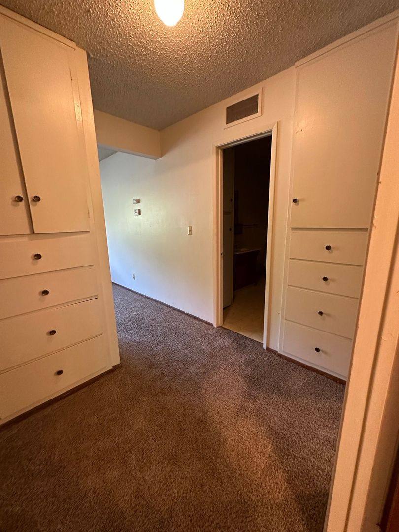 Apartment for rent at 811 W 1st Ave, Chico, CA 95926