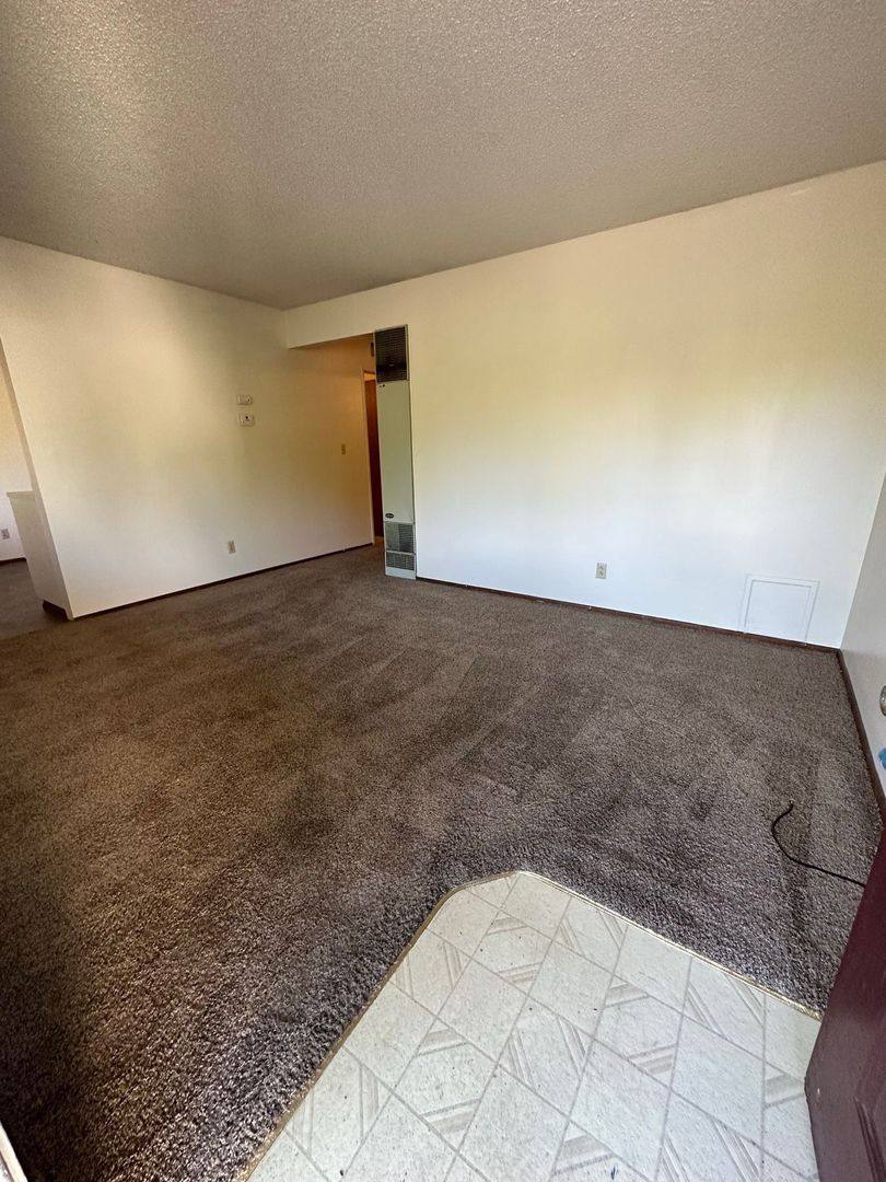 Apartment for rent at 811 W 1st Ave, Chico, CA 95926