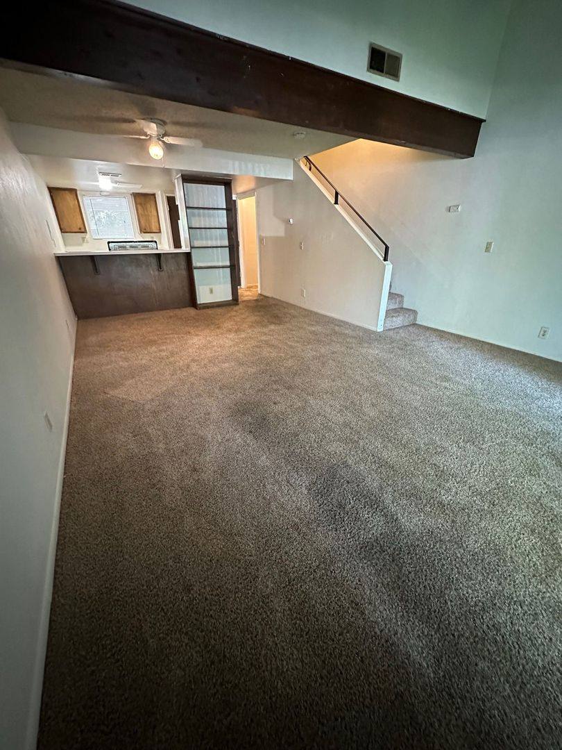 Townhouse for rent at 833 W 1st Ave, Chico, CA 95926
