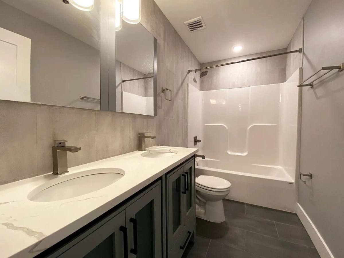 Apartment for rent at 623 N 36th St, Philadelphia, PA 19104