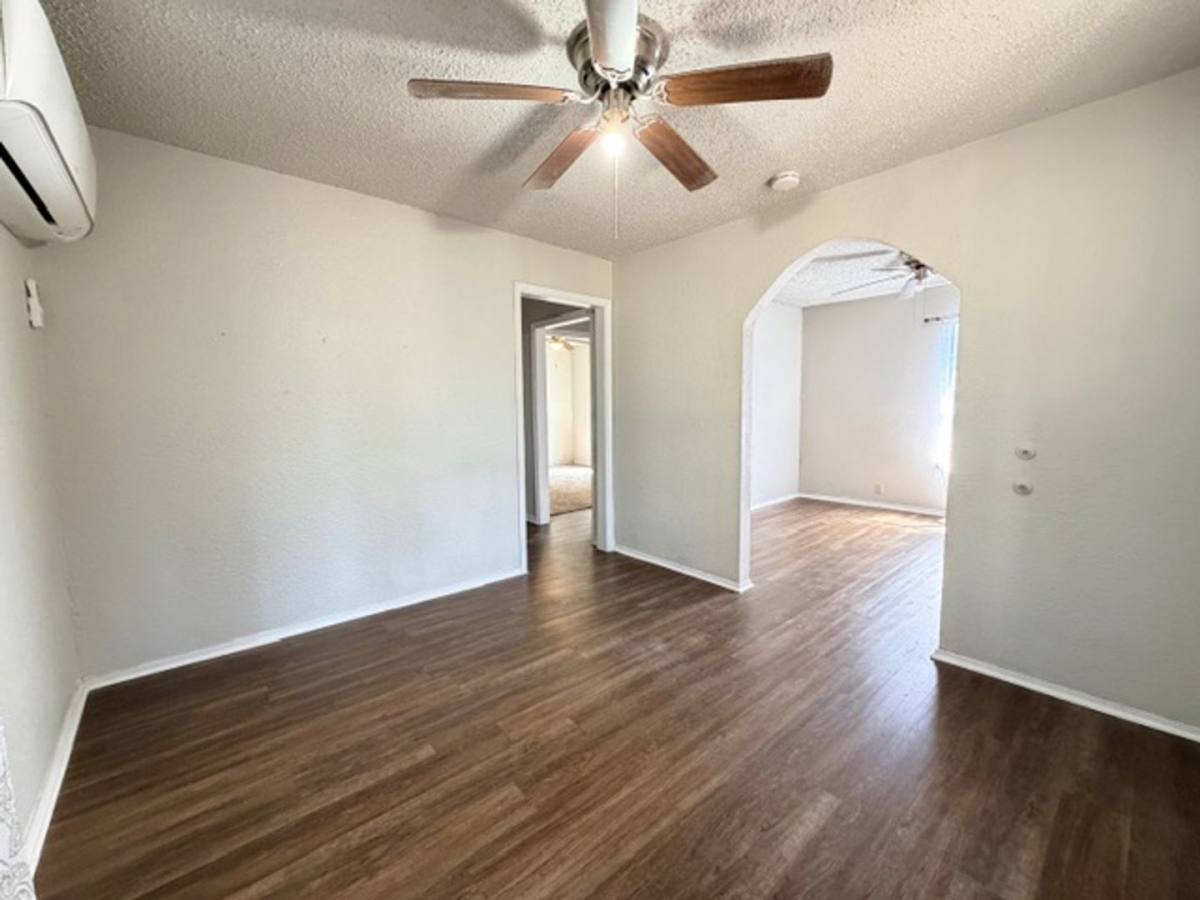 House for rent at 321 Huntington, San Antonio, TX 78207