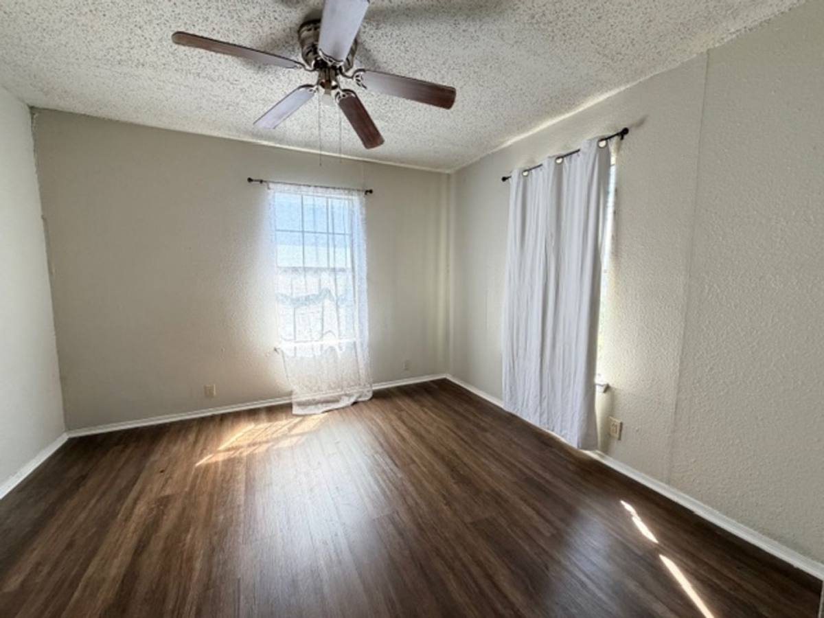 House for rent at 321 Huntington, San Antonio, TX 78207