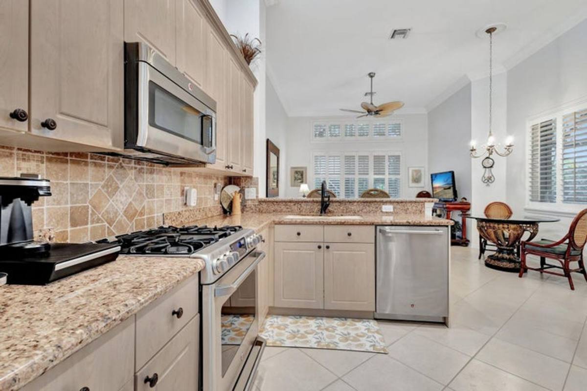 House for rent at 10732 Grande Blvd, West Palm Beach, FL 33412