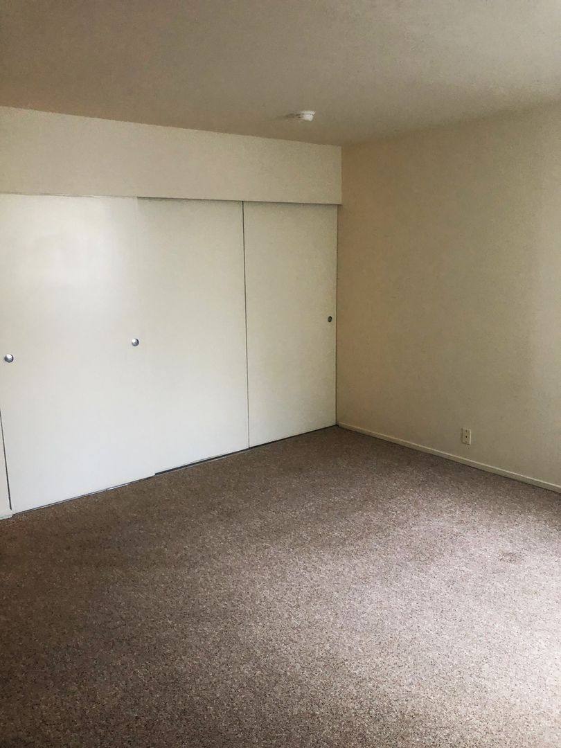 Apartment for rent at 1550 Walnut St, Berkeley, CA 94709