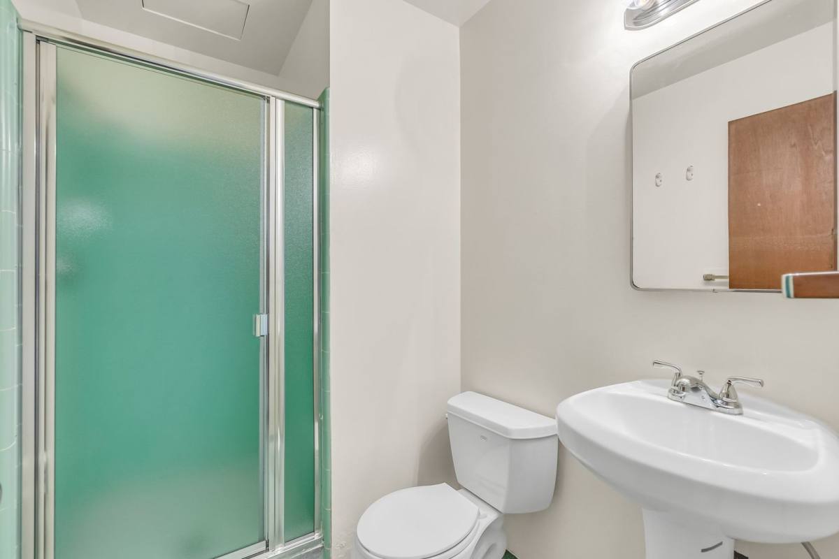 Apartment for rent at 1550 Walnut St, Berkeley, CA 94709