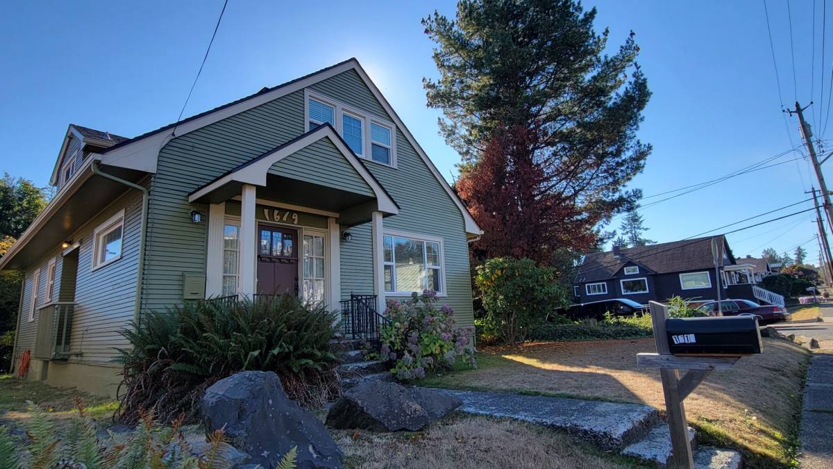 House for rent at 1619 6th, Aberdeen, WA 98520