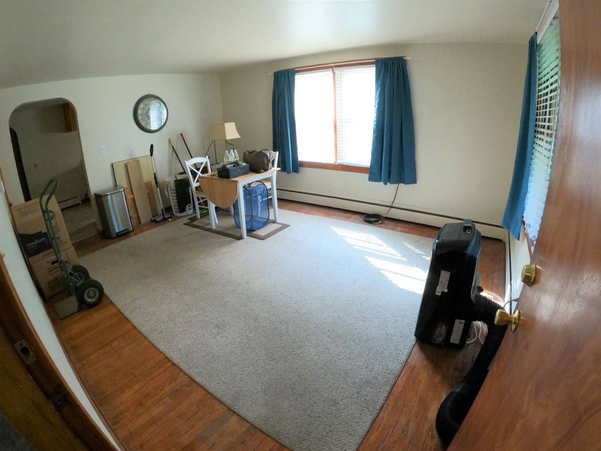 Apartment for rent at 509 Beachgrove Dr, Erie, PA 16505