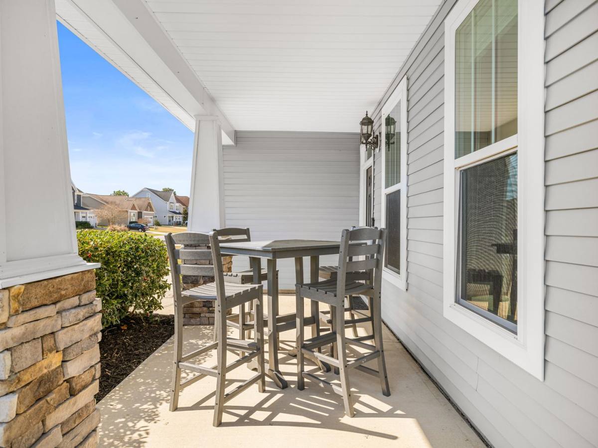 House for rent at 357 Belvedere Dr, Holly Ridge, NC 28445