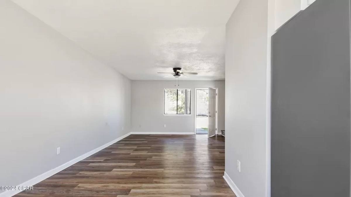Apartment for rent at 5117 E 10th St, Panama City, FL 32404