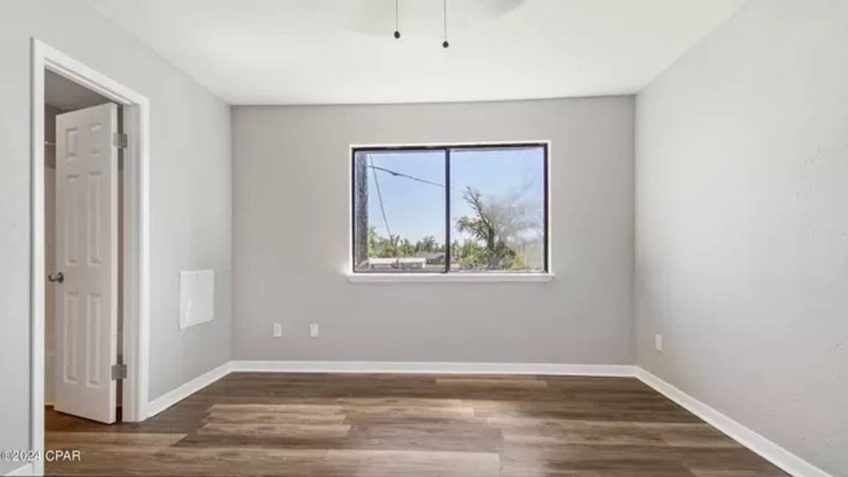 Apartment for rent at 5117 E 10th St, Panama City, FL 32404