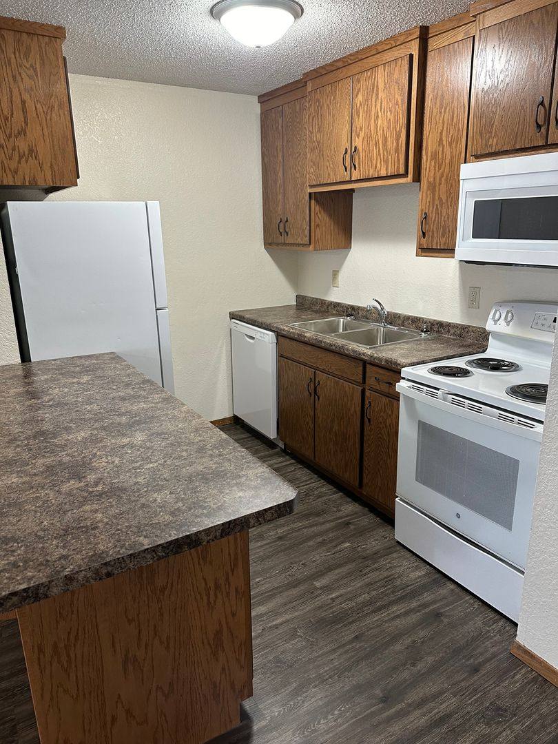 Apartment for rent at 624 13th St S, Saint Cloud, MN 56301
