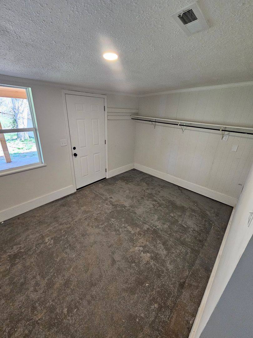 House for rent at 118 Arms Rd, Knoxville, TN 37924