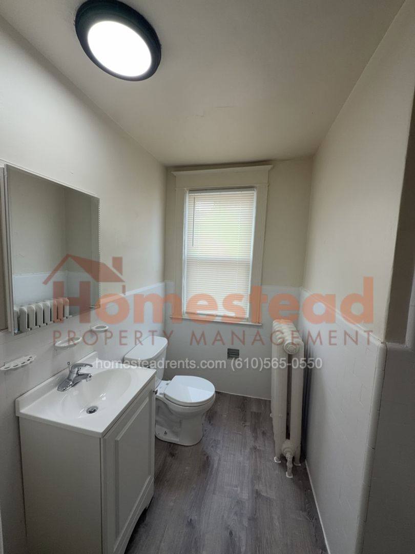 Apartment for rent at 206 Ashby Rd, Upper Darby, PA 19082
