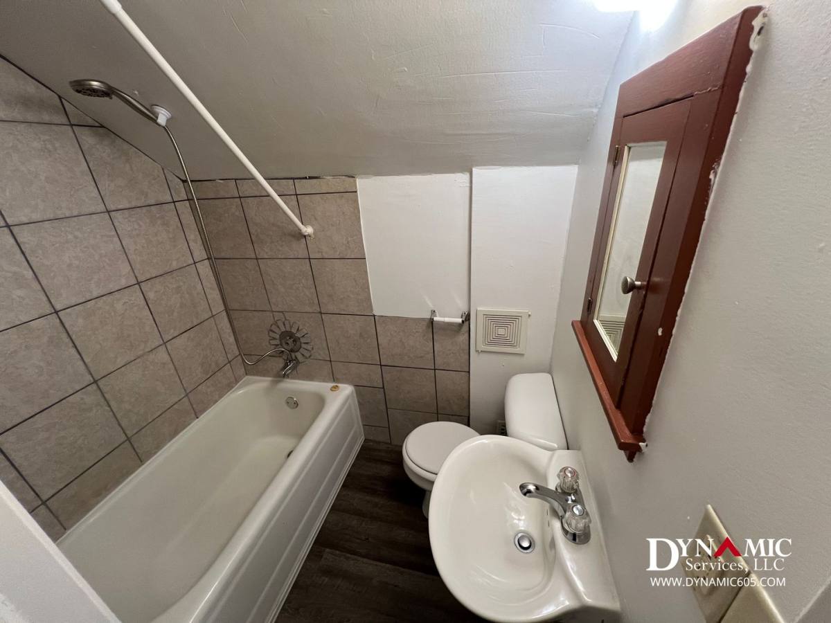 Apartment for rent at 502 S Duluth Ave, Sioux Falls, SD 57104