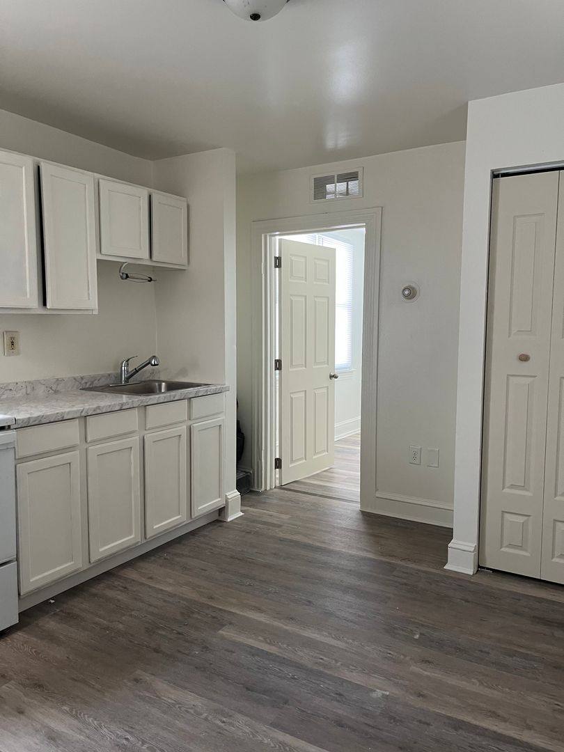 Apartment for rent at 404 -412 Baltimore - 34 Units, Hanover, PA 17331