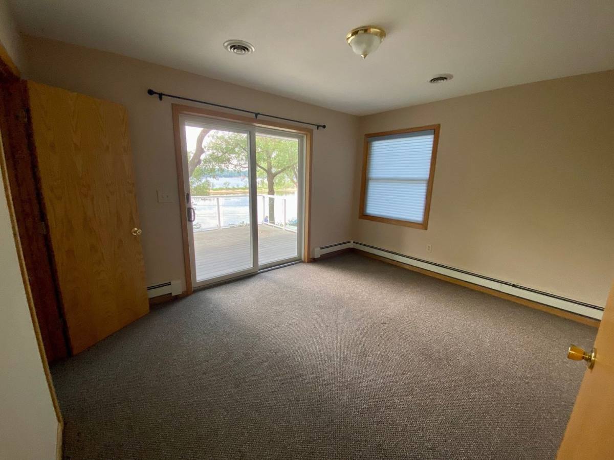 House for rent at 1050 Front St, Hudson, WI 54016