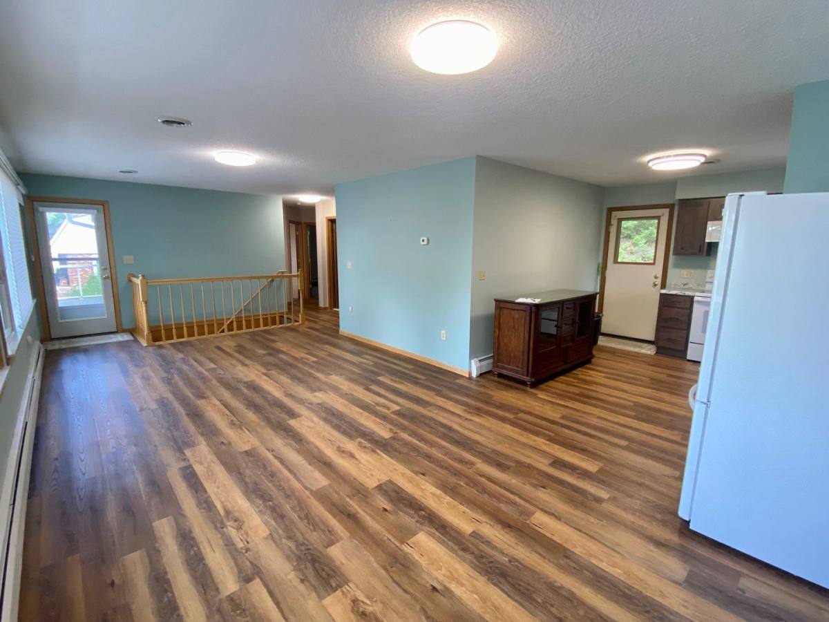 House for rent at 1050 Front St, Hudson, WI 54016