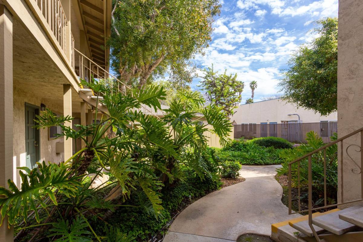 Apartment for rent at 160 & 162 Brightwood 161 Fifth, Chula Vista, CA 91910