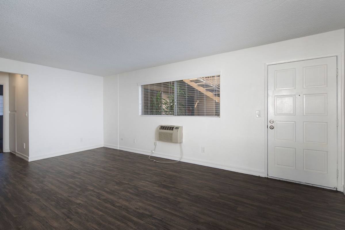 Apartment for rent at 160 & 162 Brightwood 161 Fifth, Chula Vista, CA 91910
