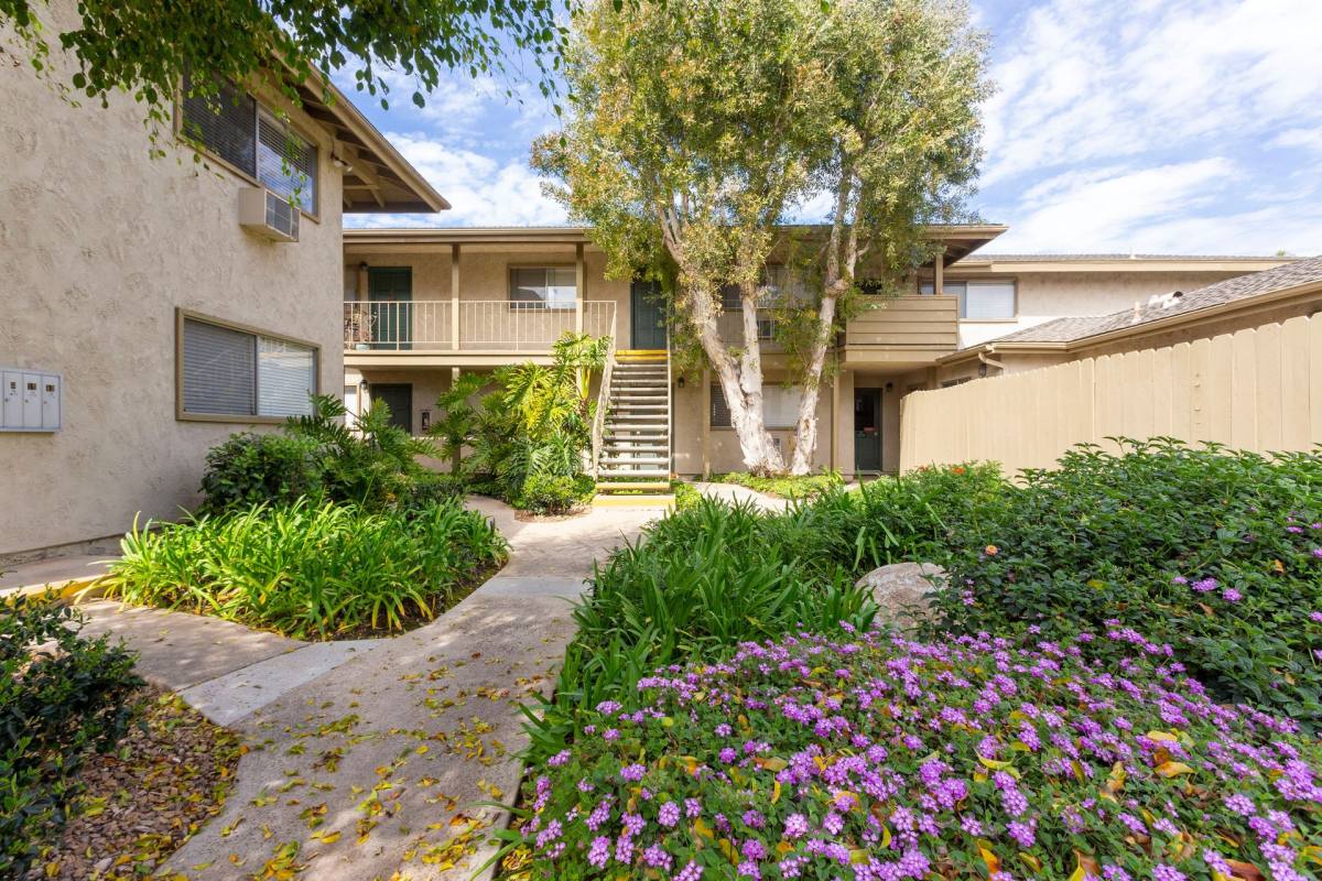 Apartment for rent at 160 & 162 Brightwood 161 Fifth, Chula Vista, CA 91910