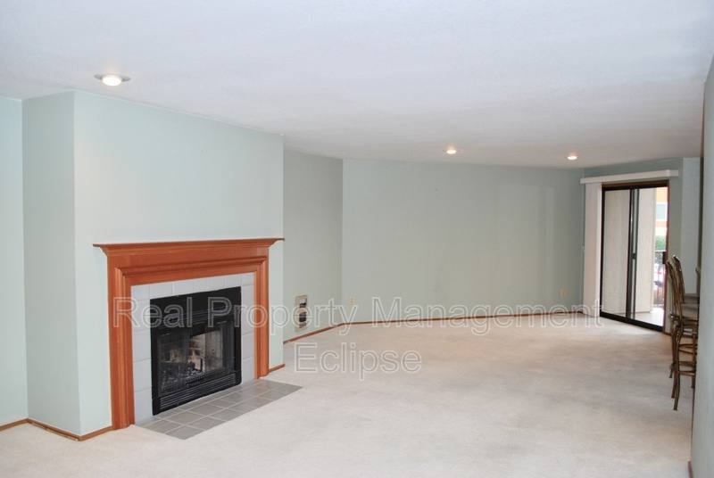 Condo for rent at 9910 NE 119th St #202, Kirkland, WA 98034