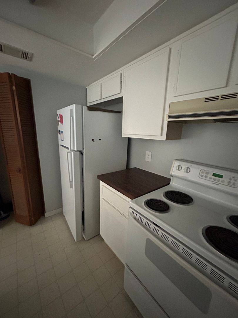 Condo for rent at 7005 SW 46th Ave, Gainesville, FL 32608