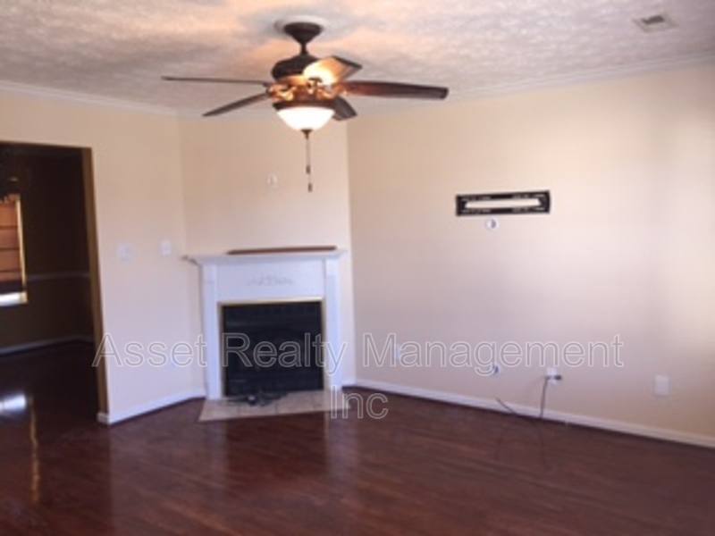 House for rent at 8212 Tangle Grove Lane, Powell, TN 37849