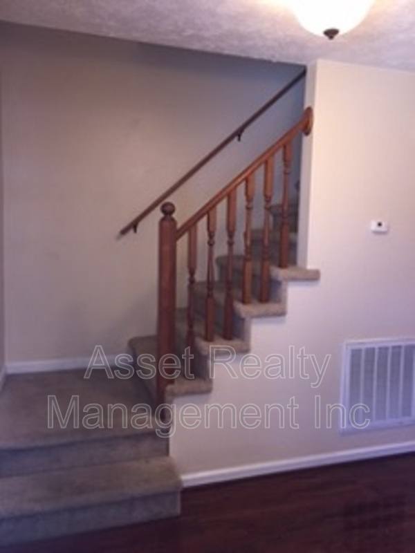 House for rent at 8212 Tangle Grove Lane, Powell, TN 37849