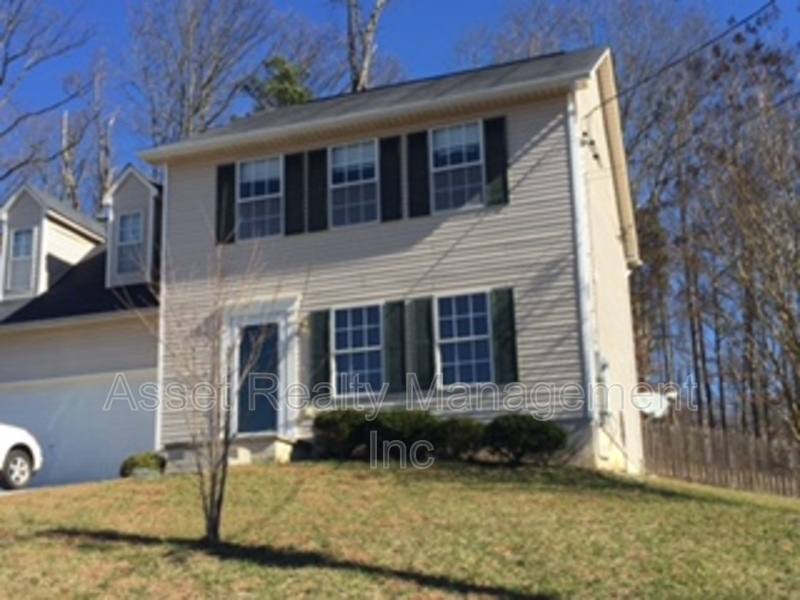 House for rent at 8212 Tangle Grove Lane, Powell, TN 37849