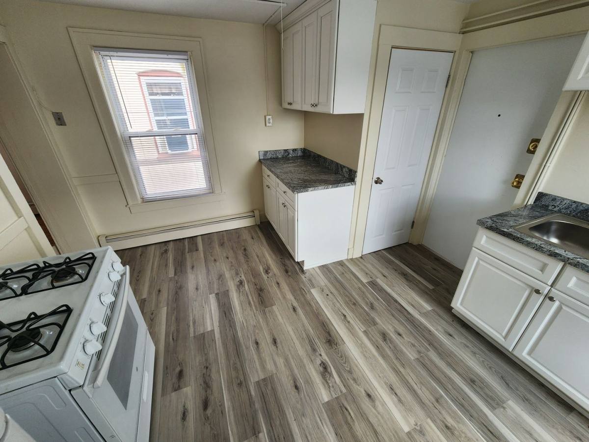 Apartment for rent at 21-23 Summer St, Westfield, MA 01085