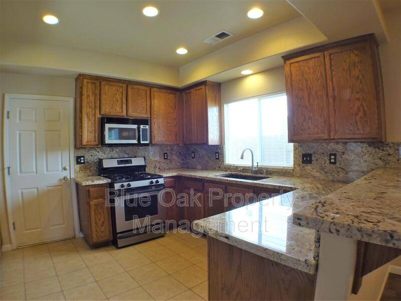 House for rent at 573 Eaton Rd, Chico, CA 95973