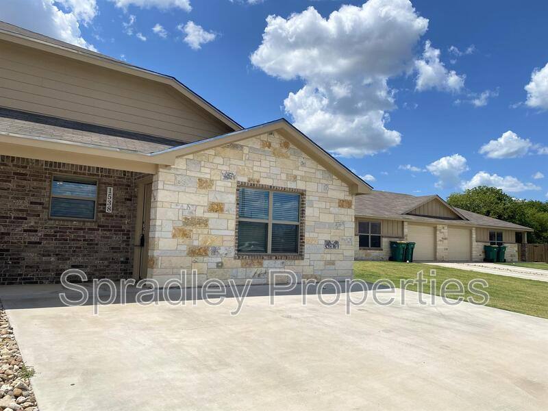 Apartment for rent at 1538 Kal Court, Belton, TX 76513