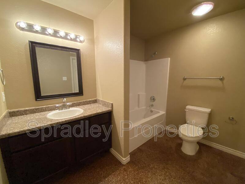 Apartment for rent at 1538 Kal Court, Belton, TX 76513