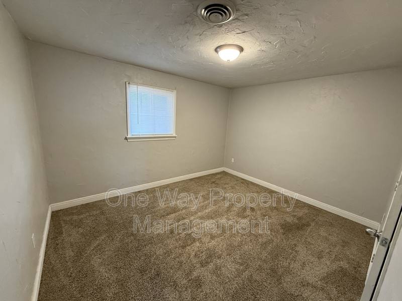Apartment for rent at 1105 7th St #10, Greeley, CO 80631