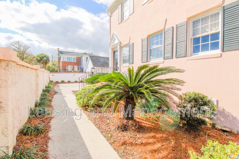 Townhouse for rent at 25 Ashley Ave, Charleston, SC 29401